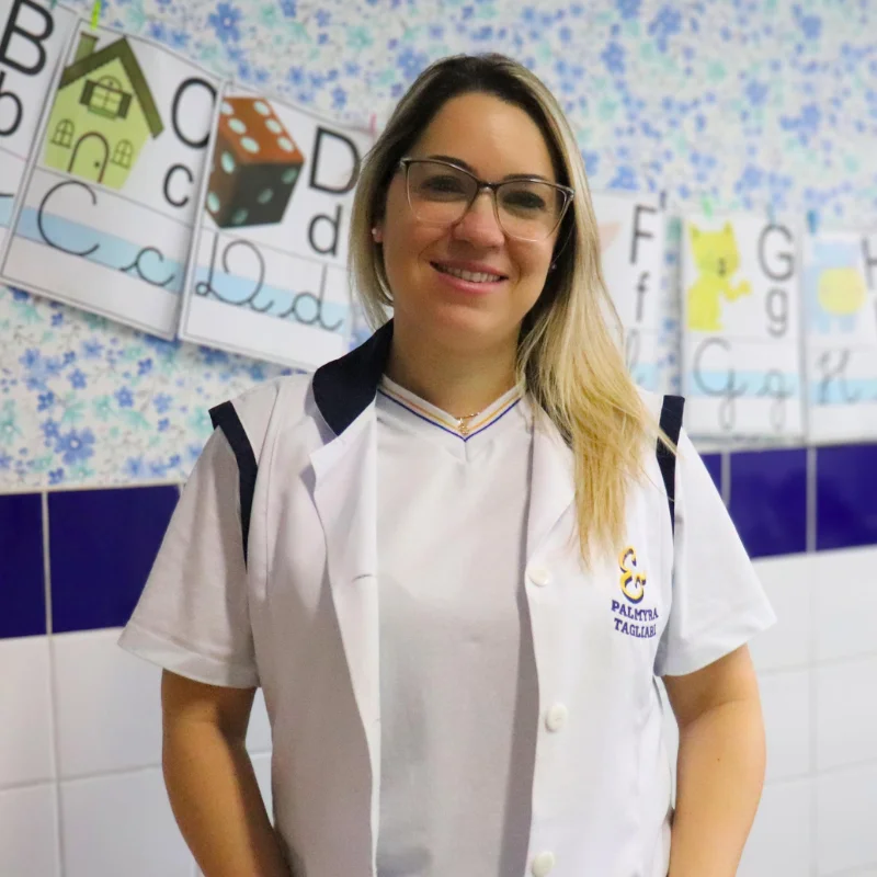 Karina Sanches Gomes de Souza